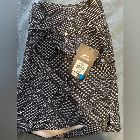 Golf shorts - Picture 1 of 3